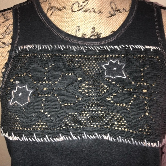 Free People We the Free Distressed Navy Tank Top with Stars & Raw Edge Sz Large - Picture 4 of 8